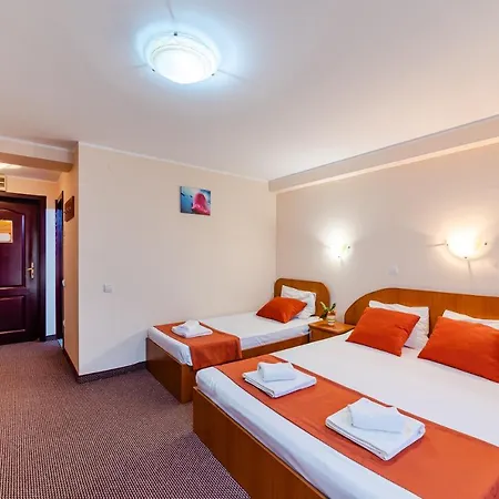 Giulia - Locatie Centrala 3* 데포리노드