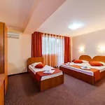 Giulia - Locatie Centrala 3* Eforie Nord