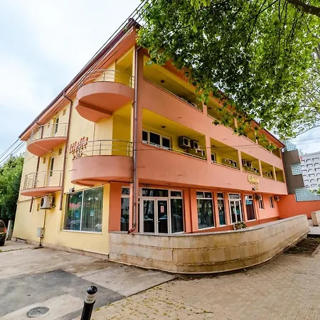 Giulia - Locatie Centrala Отель Эфорие Норд