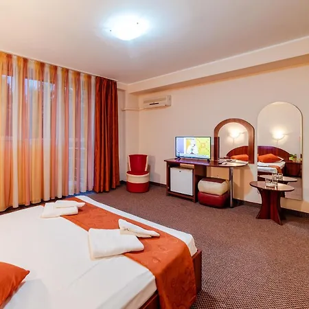 Hotell Giulia 3*