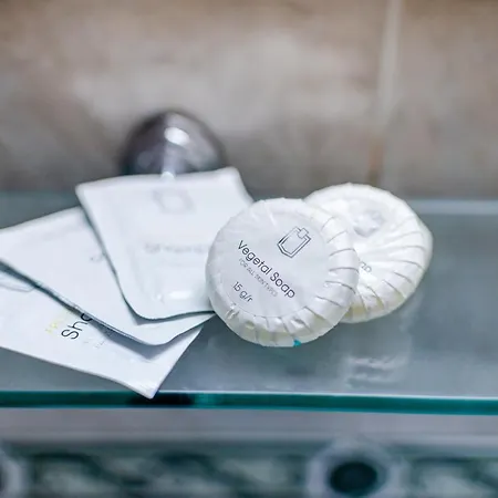 Giulia - Locatie Centrala Отель