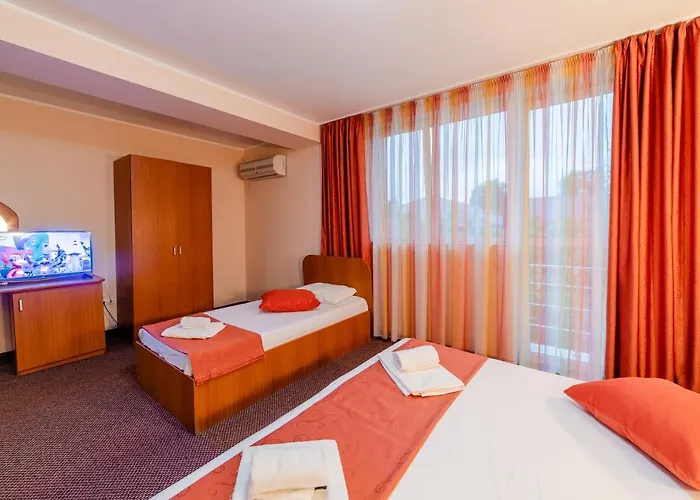 Giulia - Locatie Centrala 3* Észak-Eforie