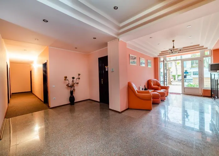 Giulia - Locatie Centrala 3* Észak-Eforie